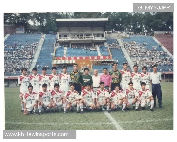 深入探讨广州篮球队进攻战术与球员配合的奥秘与技巧