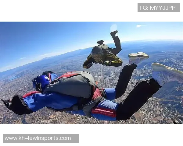 成都极限运动队配合分析与传统体育团队协作的深度对比研究